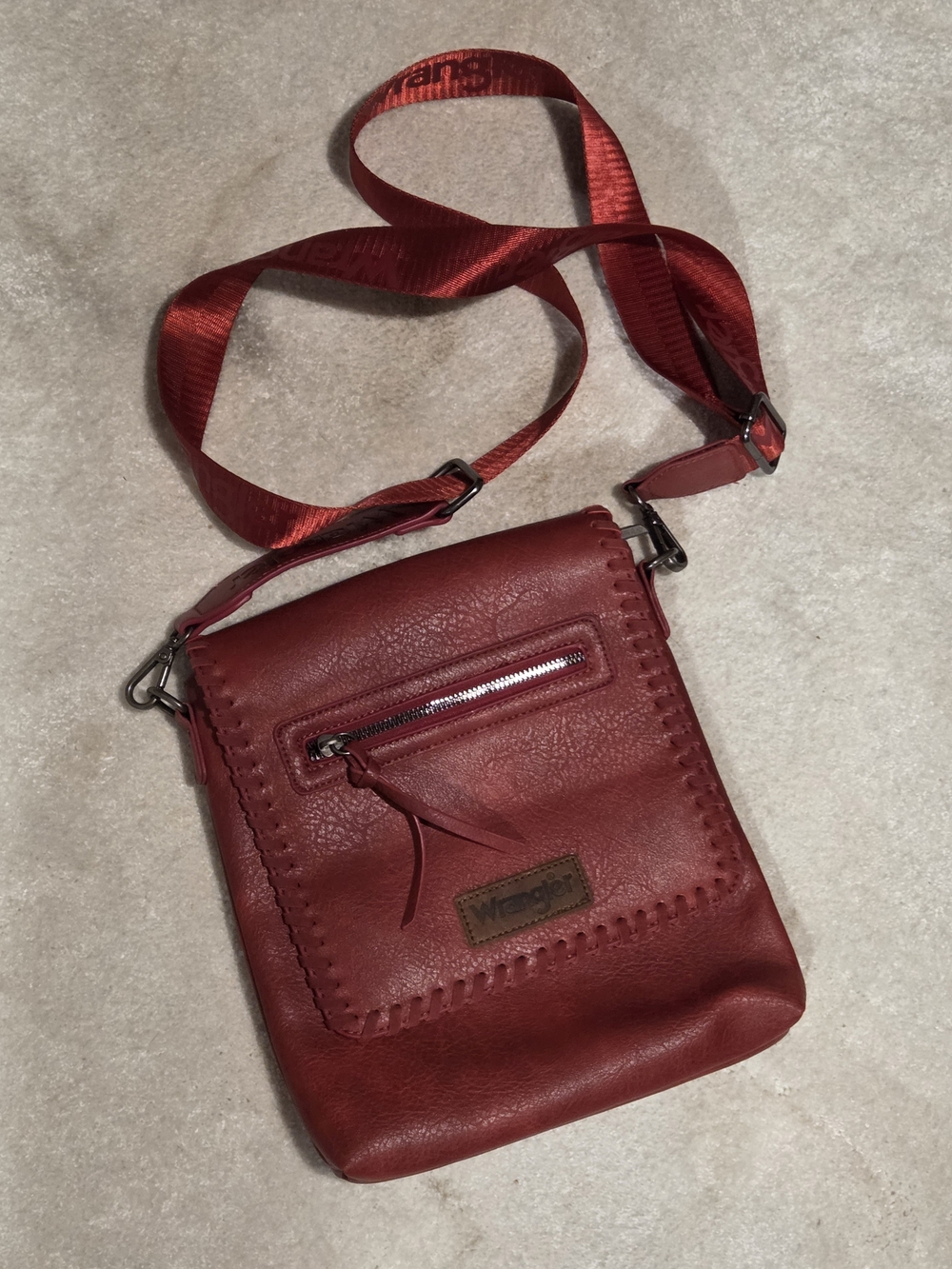Wrangler Burgundy Red CC Crossbody with Branded Strap